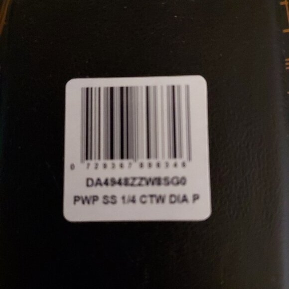 Belk Exclusive 1/4 ct. t.w. Pear Shape Diamond Necklace 18" Cable Chain NWT - Picture 6 of 6